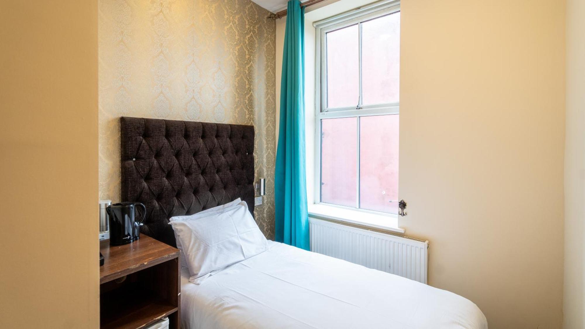 Trivelles Seaforth Отель 3*
