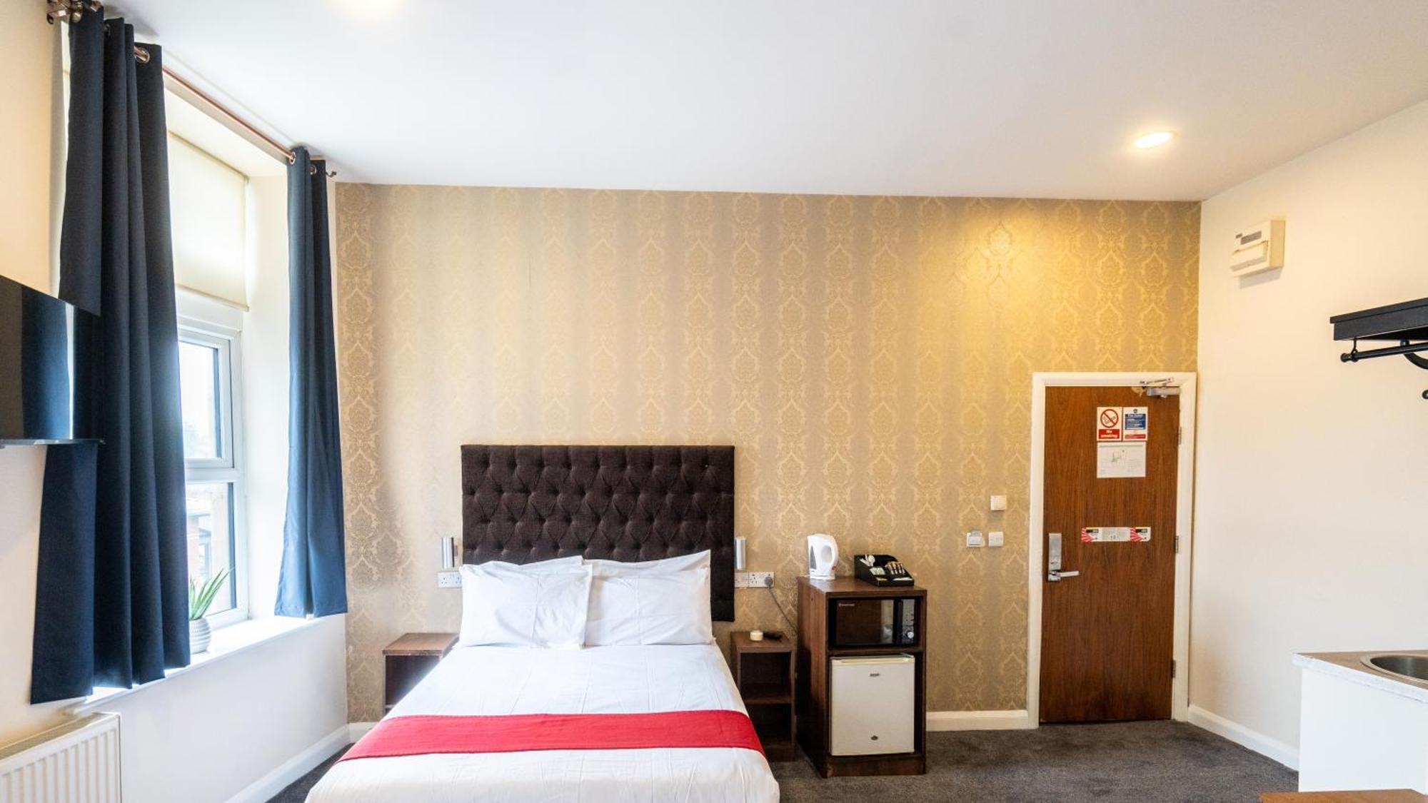 Hotel Trivelles Seaforth Litherland