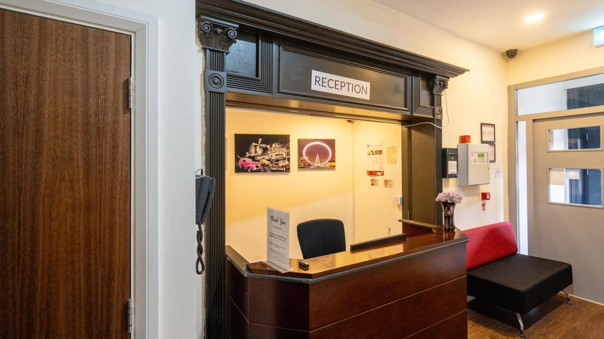 Trivelles Seaforth Hotel 3*